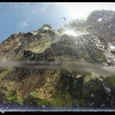 安达卢西亚旅馆 *